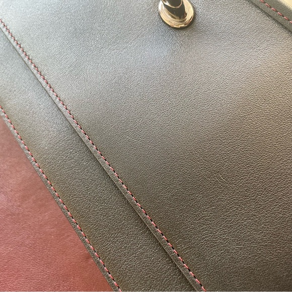 Coach Turn lock crossbody - Picture 16 of 16